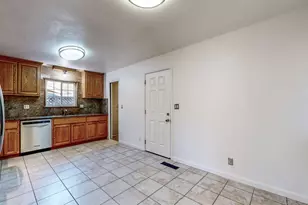 4872 Canyon Dr, Santa Rosa, CA 95409 - Photo 7