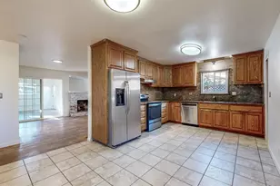 4872 Canyon Dr, Santa Rosa, CA 95409 - Photo 3