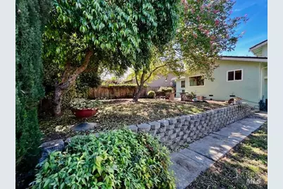 638 E Fleming Avenue, Vallejo, CA 94591 - Photo 31