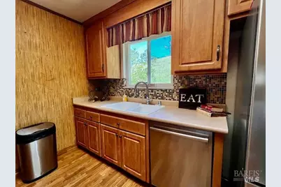 638 E Fleming Avenue, Vallejo, CA 94591 - Photo 11