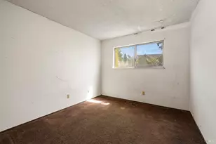 201 Redwood Cir, Petaluma, CA 94954 - Photo 17