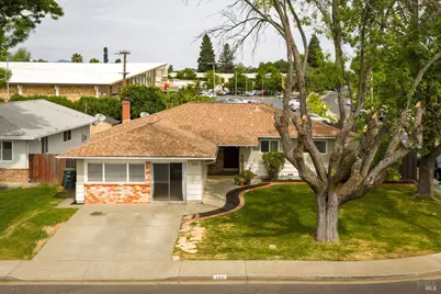 100 Anita Court, Vacaville, CA 95688 - Photo 5