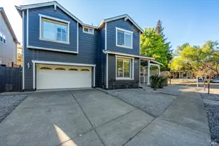 8843 Oakfield Ln, Windsor, CA 95492 - Photo 1