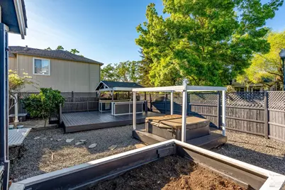 8843 Oakfield Lane, Windsor, CA 95492 - Photo 33