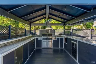 8843 Oakfield Ln, Windsor, CA 95492 - Photo 31