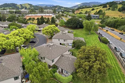 32 Dockside Circle, San Rafael, CA 94903 - Photo 23