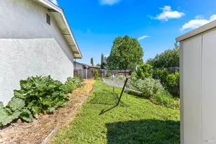182 Fairview Dr, Vacaville, CA 95687 - Photo 29