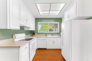 182 Fairview Dr, Vacaville, CA 95687 - Photo 11