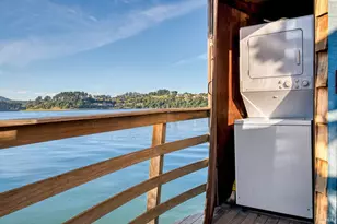 42 E Pier, Sausalito, CA 94965 - Photo 33