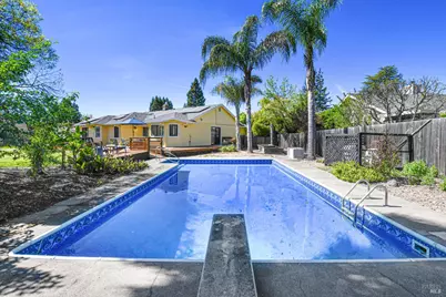 186 Barrio Way, Windsor, CA 95492 - Photo 43