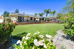 186 Barrio Way, Windsor, CA 95492 - Photo 1