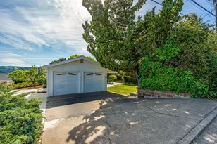 370 W M St, Benicia, CA 94510 - Photo 5