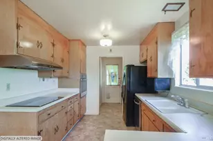 370 W M St, Benicia, CA 94510 - Photo 17