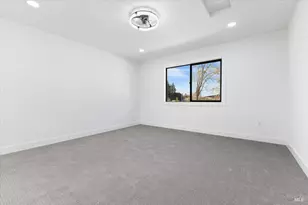 127 Pleasant Ave, Santa Rosa, CA 95403 - Photo 55