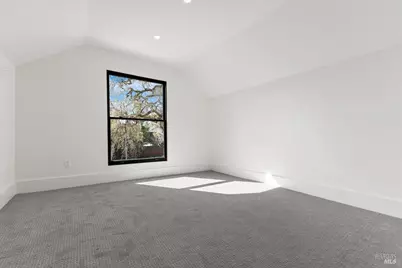 127 Pleasant Avenue, Santa Rosa, CA 95403 - Photo 37