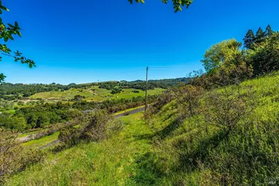 6048 Hyland Way, Penngrove, CA 94951 - Photo 37