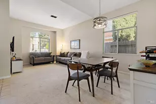 237 Sungate Ct, Vacaville, CA 95688 - Photo 5