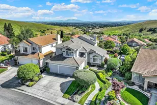3117 Cherry Valley Cir, Fairfield, CA 94534 - Photo 3