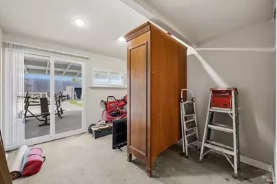 19 Wharf Drive, Pittsburg, CA 94565 - Photo 27