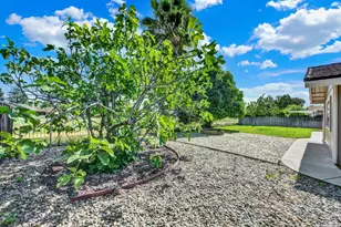 442 Yellowstone Dr, Vacaville, CA 95687 - Photo 35