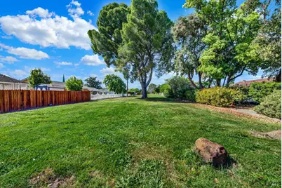 442 Yellowstone Drive, Vacaville, CA 95687 - Photo 41