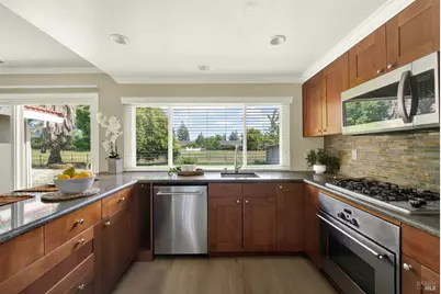 442 Yellowstone Drive, Vacaville, CA 95687 - Photo 77