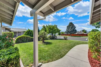 442 Yellowstone Drive, Vacaville, CA 95687 - Photo 57