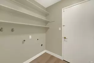 442 Yellowstone Dr, Vacaville, CA 95687 - Photo 17