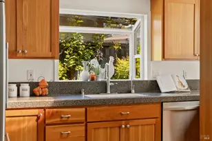 184 Cobblestone Dr, San Rafael, CA 94903 - Photo 21