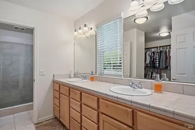 321 Portofino Way, Cloverdale, CA 95425 - Photo 13