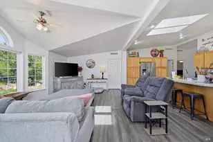 10052 Monte Cristo Dr, Kelseyville, CA 95451 - Photo 13