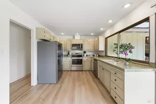 5514 Mulberry Dr, Santa Rosa, CA 95409 - Photo 9