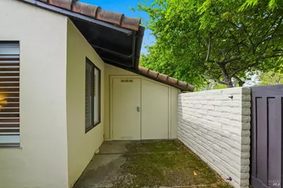 13 Fairways Drive, Napa, CA 94558 - Photo 7