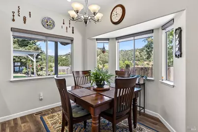 586 Hillside Drive, Cloverdale, CA 95425 - Photo 13