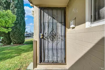 606 E Tennessee Street, Fairfield, CA 94533 - Photo 11