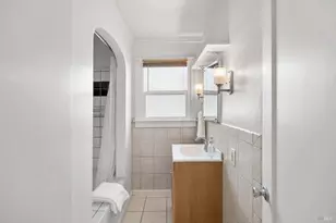 215 Hampshire St, Vallejo, CA 94590 - Photo 11