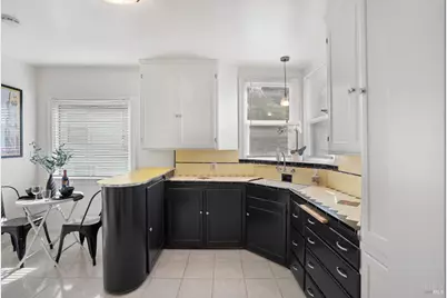 215 Hampshire Street, Vallejo, CA 94590 - Photo 21