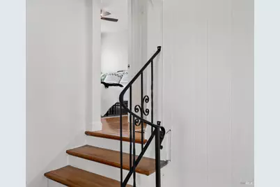 215 Hampshire Street, Vallejo, CA 94590 - Photo 9