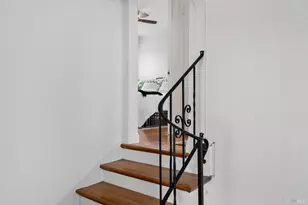 215 Hampshire St, Vallejo, CA 94590 - Photo 9