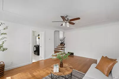 215 Hampshire Street, Vallejo, CA 94590 - Photo 7