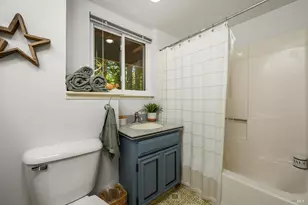 17276 Summit Ave, Guerneville, CA 95446 - Photo 21