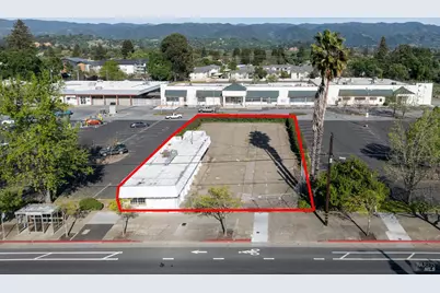 735 S State Street, Ukiah, CA 95482 - Photo 1