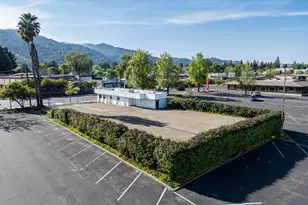 735 S State St, Ukiah, CA 95482 - Photo 13