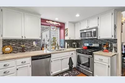 606 Sunnyvale Place, Vacaville, CA 95687 - Photo 19