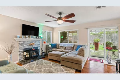 606 Sunnyvale Place, Vacaville, CA 95687 - Photo 23