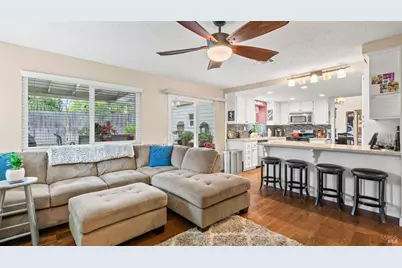 606 Sunnyvale Place, Vacaville, CA 95687 - Photo 25