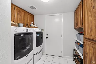 3406 Deerfield Court, Napa, CA 94558 - Photo 29