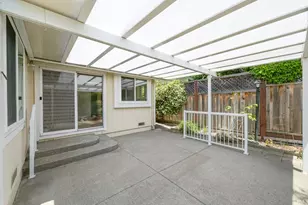 9151 Piccadilly Cir, Windsor, CA 95492 - Photo 23