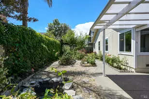 9151 Piccadilly Cir, Windsor, CA 95492 - Photo 25
