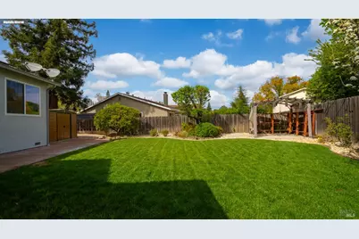 287 N Alamo Drive, Vacaville, CA 95688 - Photo 49